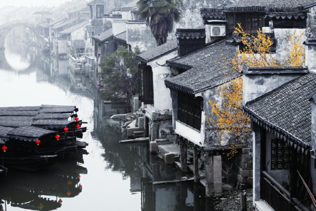 多彩活动拉开火车站春运帷幕